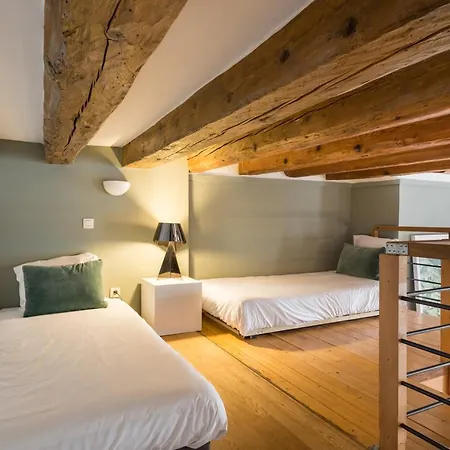 Honore - Amboise Apartmán